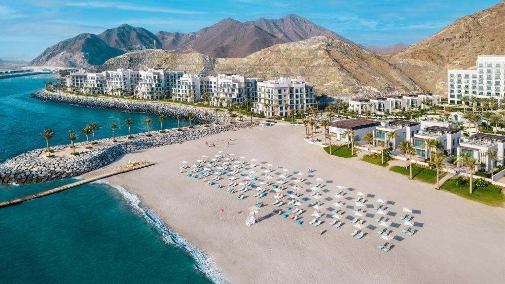 Ocean Mountain View Apartment At The Address Fujairah Exteriör bild
