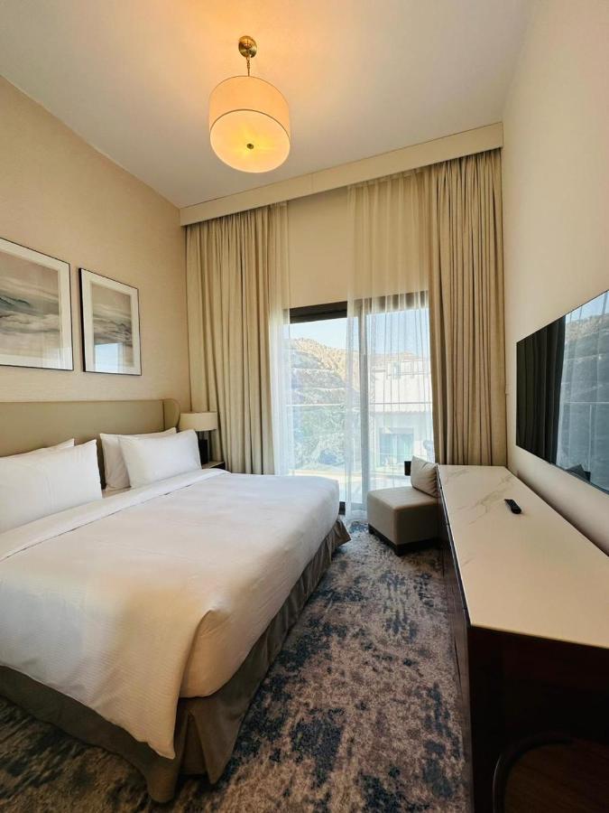 Ocean Mountain View Apartment At The Address Fujairah Exteriör bild